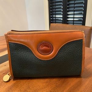 Dooney & Bourke purse